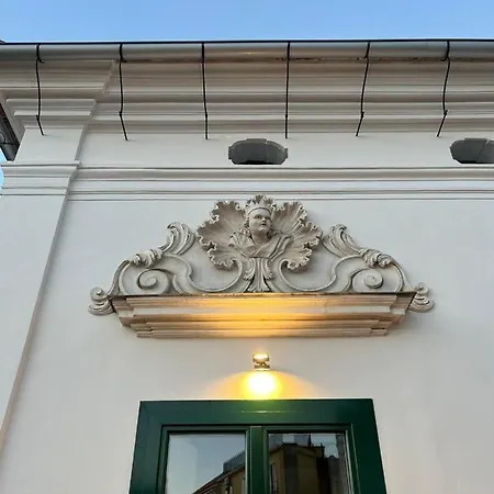 Palazzo Della Guardia-3